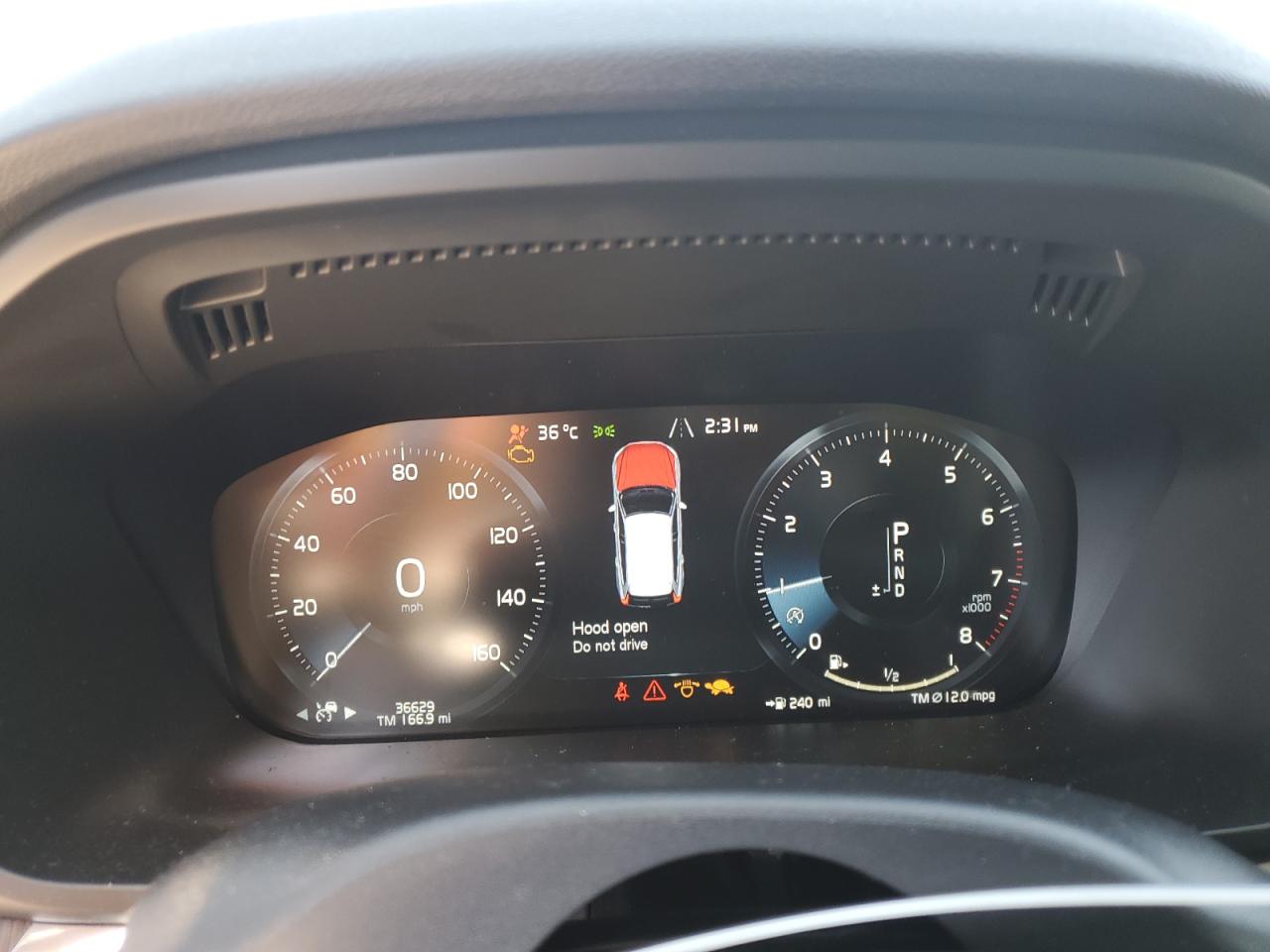 2021 Volvo Xc60 T5 Momentum VIN: YV4102RK7M1869468 Lot: 82345965