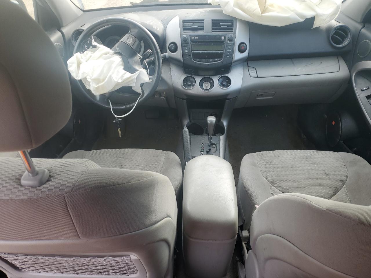 2007 Toyota Rav4 Limited VIN: JTMBD31V975072711 Lot: 90336575