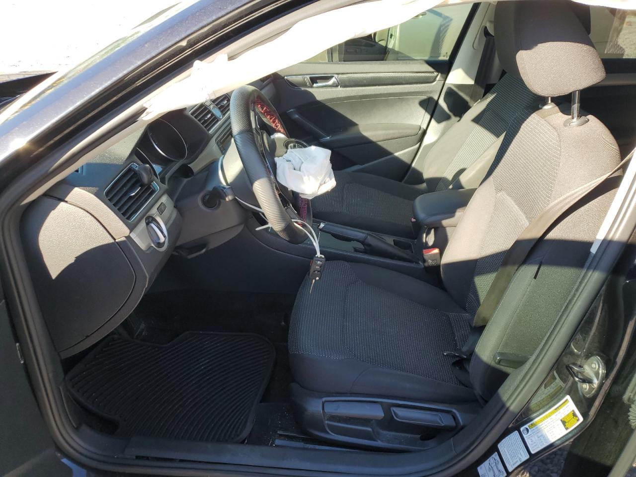 2017 Volkswagen Passat S VIN: 1VWAT7A37HC054156 Lot: 85108585