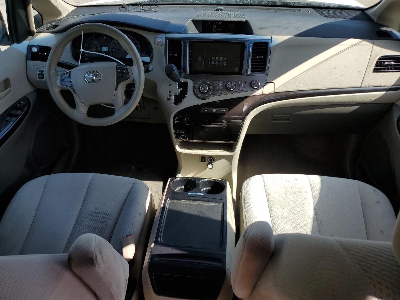 2012 Toyota Sienna Le VIN: 5TDKK3DC9CS227049 Lot: 84749025