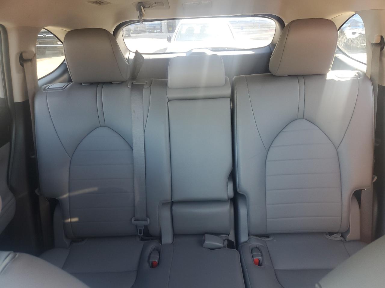 2022 Toyota Highlander Xle VIN: 5TDGZRAH4NS555812 Lot: 86330225