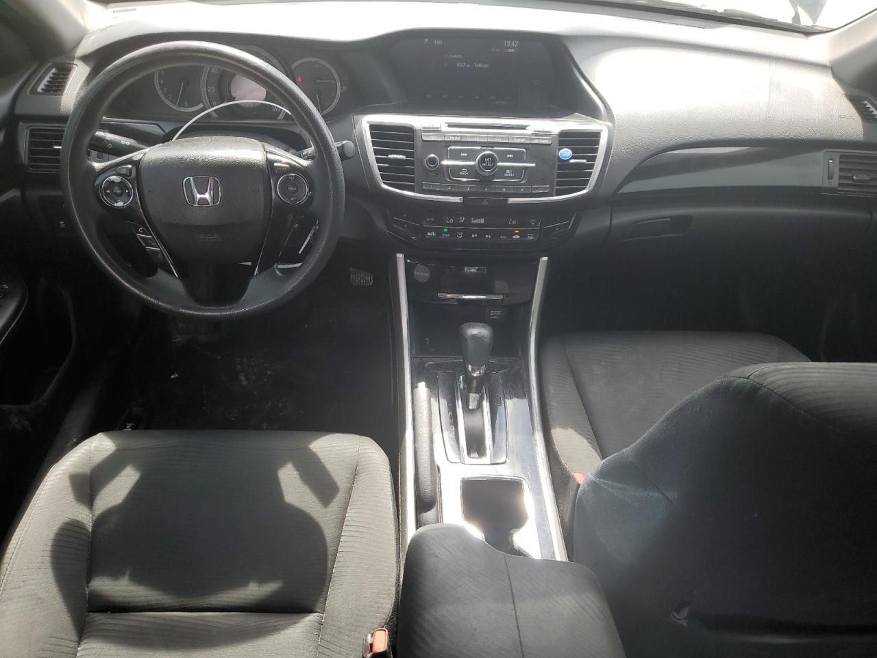 2017 Honda Accord Lx VIN: 1HGCR2F35HA126605 Lot: 85900615