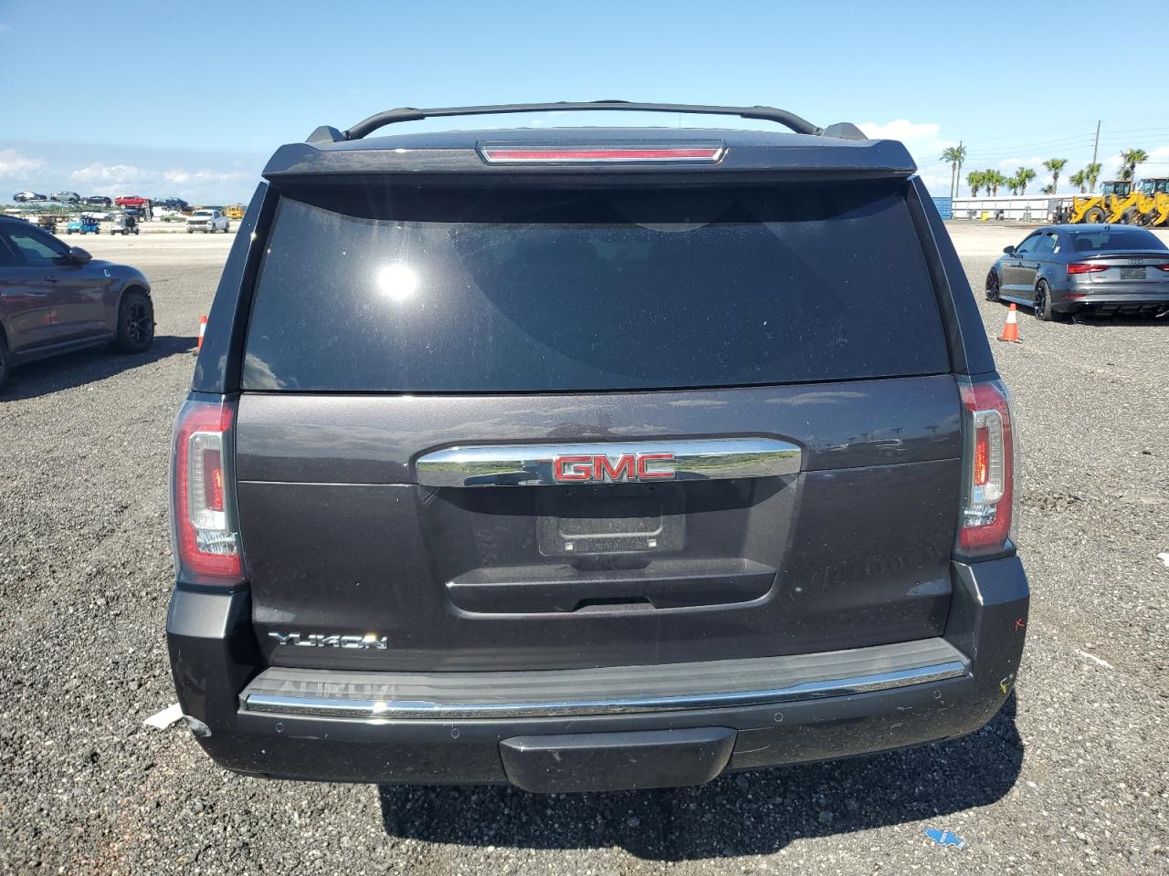2018 GMC Yukon Denali VIN: 1GKS1CKJXJR151720 Lot: 89441805