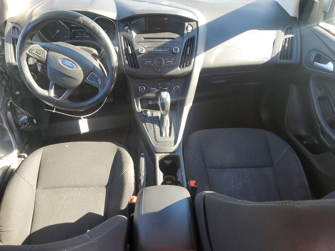 2016 Ford Focus Se VIN: 1FADP3F28GL365211 Lot: 84962225