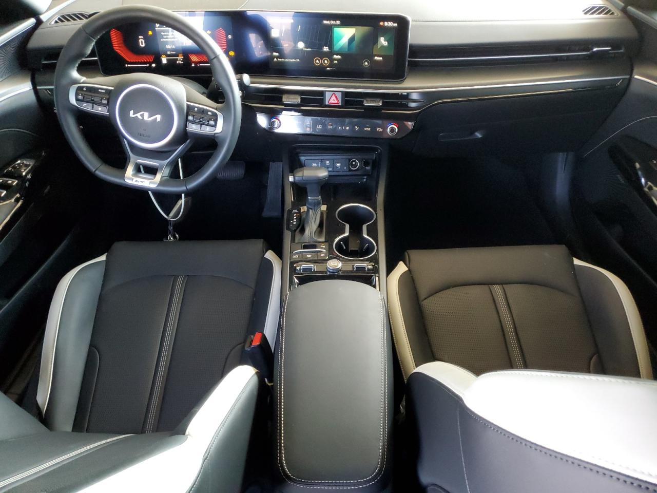 2026 Kia K5 VIN: KNAG64J75T5404142 Lot: 82505465