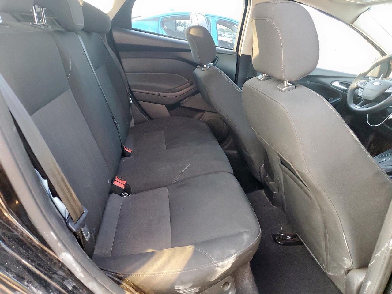 2018 Ford Focus Se VIN: 1FADP3K27JL249303 Lot: 85747515