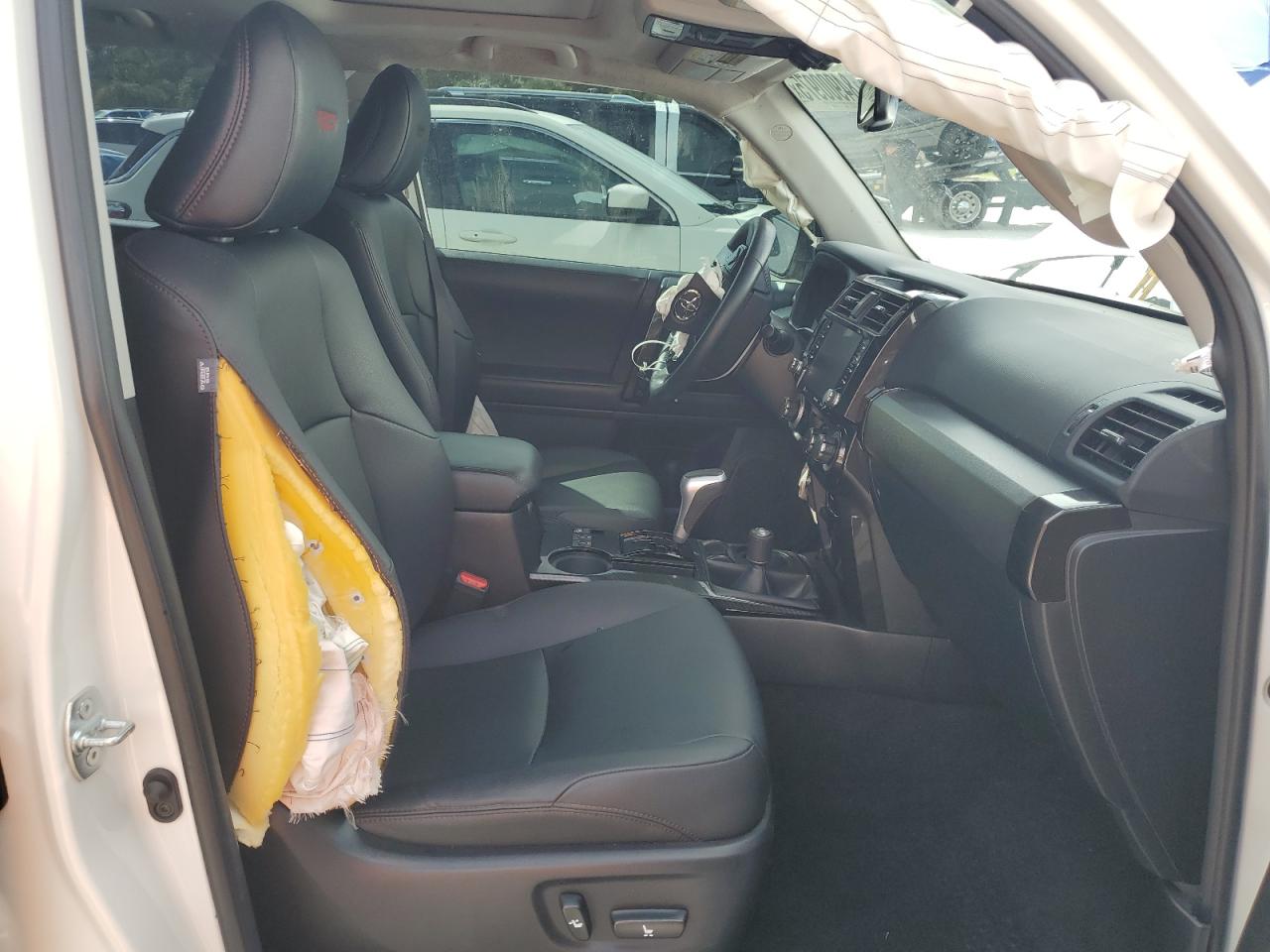 2021 Toyota 4Runner Sr5 Premium VIN: JTERU5JR4M5854547 Lot: 84900975