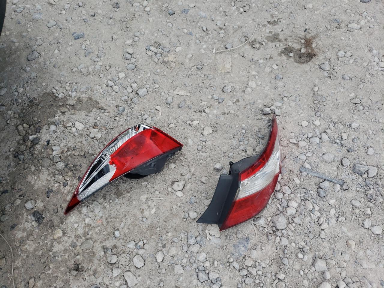 2014 Toyota Corolla L VIN: 5YFBURHE0EP101585 Lot: 82354455