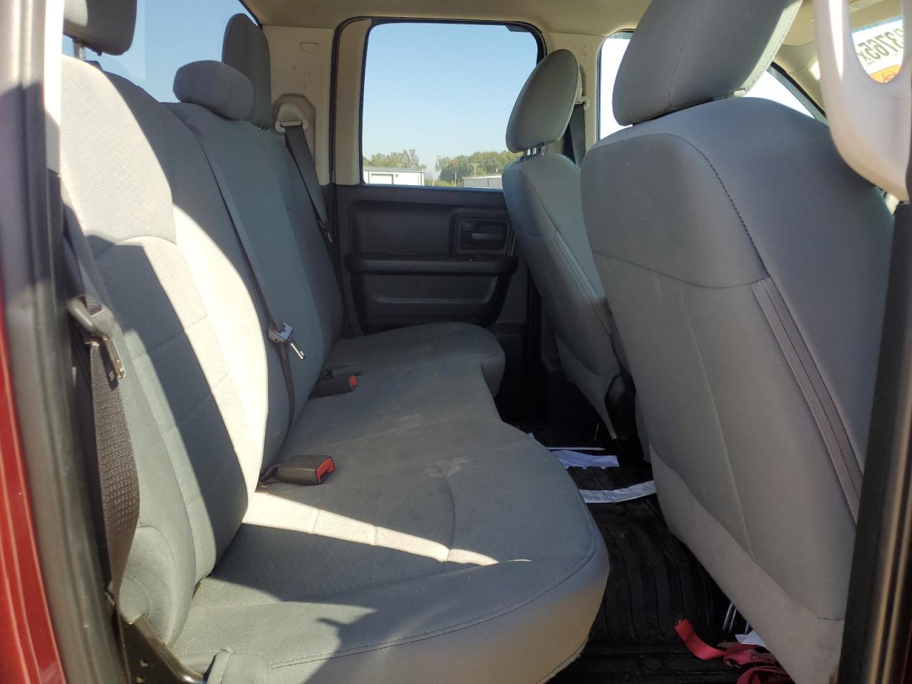 2018 Ram 1500 St VIN: 1C6RR6FG7JS139608 Lot: 87033765