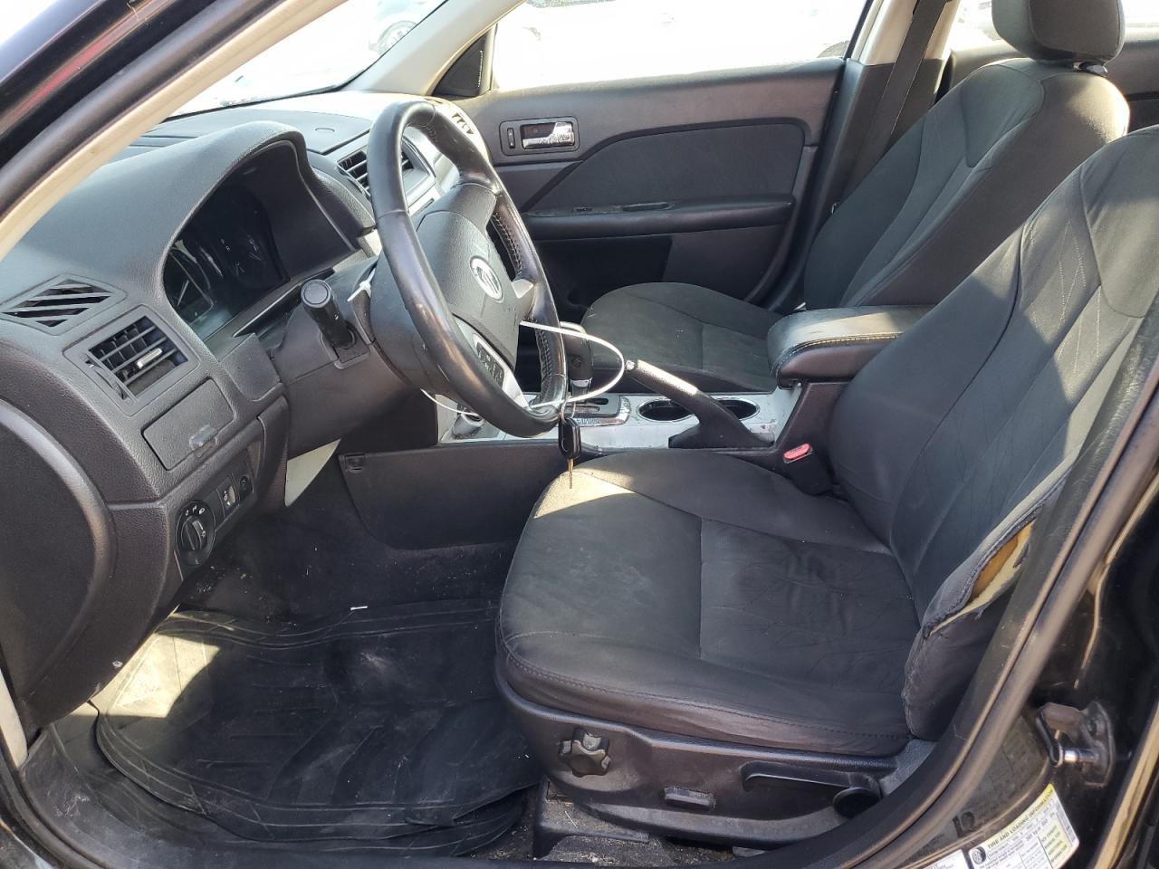 2010 Mercury Milan VIN: 3MEHM0HAXAR662575 Lot: 82715995