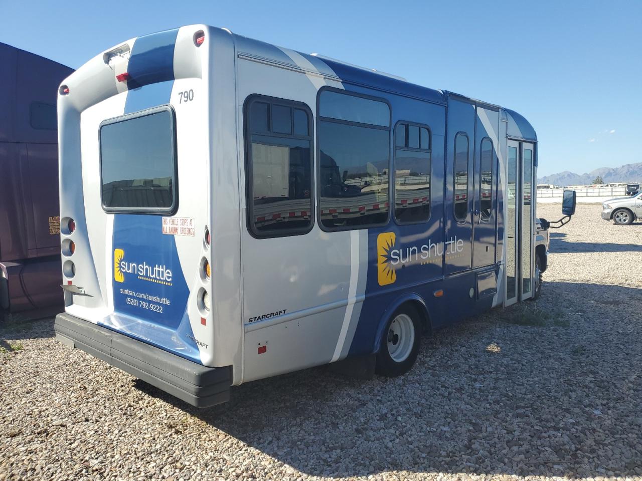 2019 Ford Econoline E350 Super Duty Cutaway Van VIN: 1FDEE3F69KDC14352 Lot: 86532595