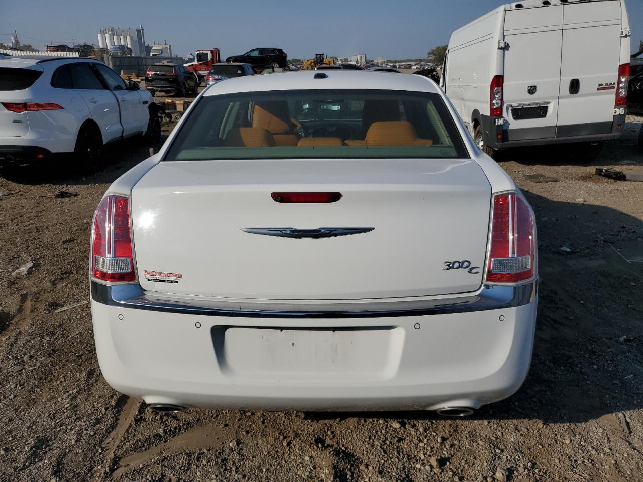 2014 Chrysler 300C VIN: 2C3CCAEG8EH331352 Lot: 81991435