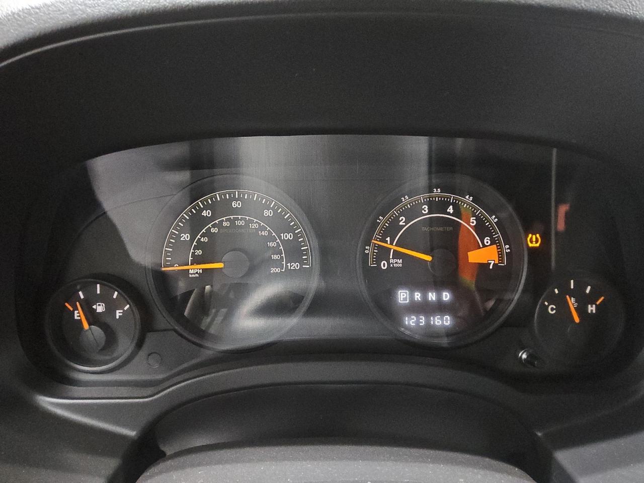 2016 Jeep Compass Sport VIN: 1C4NJCBA0GD518624 Lot: 84483455