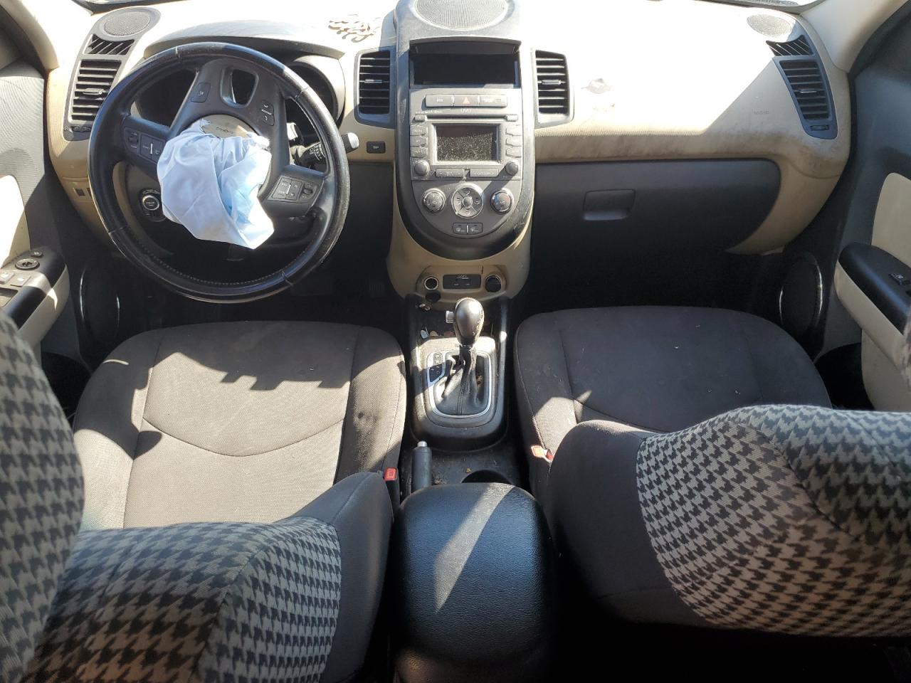 2013 Kia Soul + VIN: KNDJT2A62D7535144 Lot: 82382585