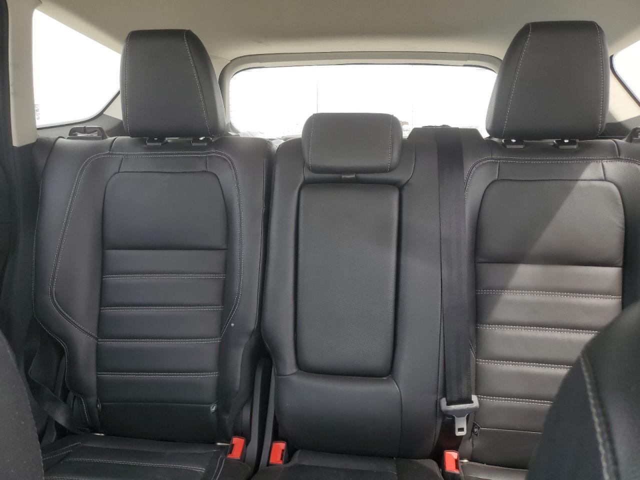 2018 Ford Escape Titanium VIN: 1FMCU0J92JUA41573 Lot: 82561805