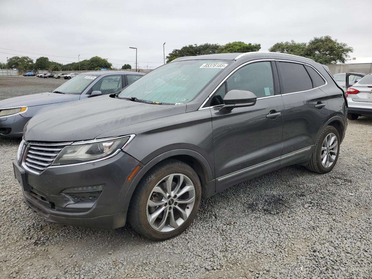 Vehicle photo