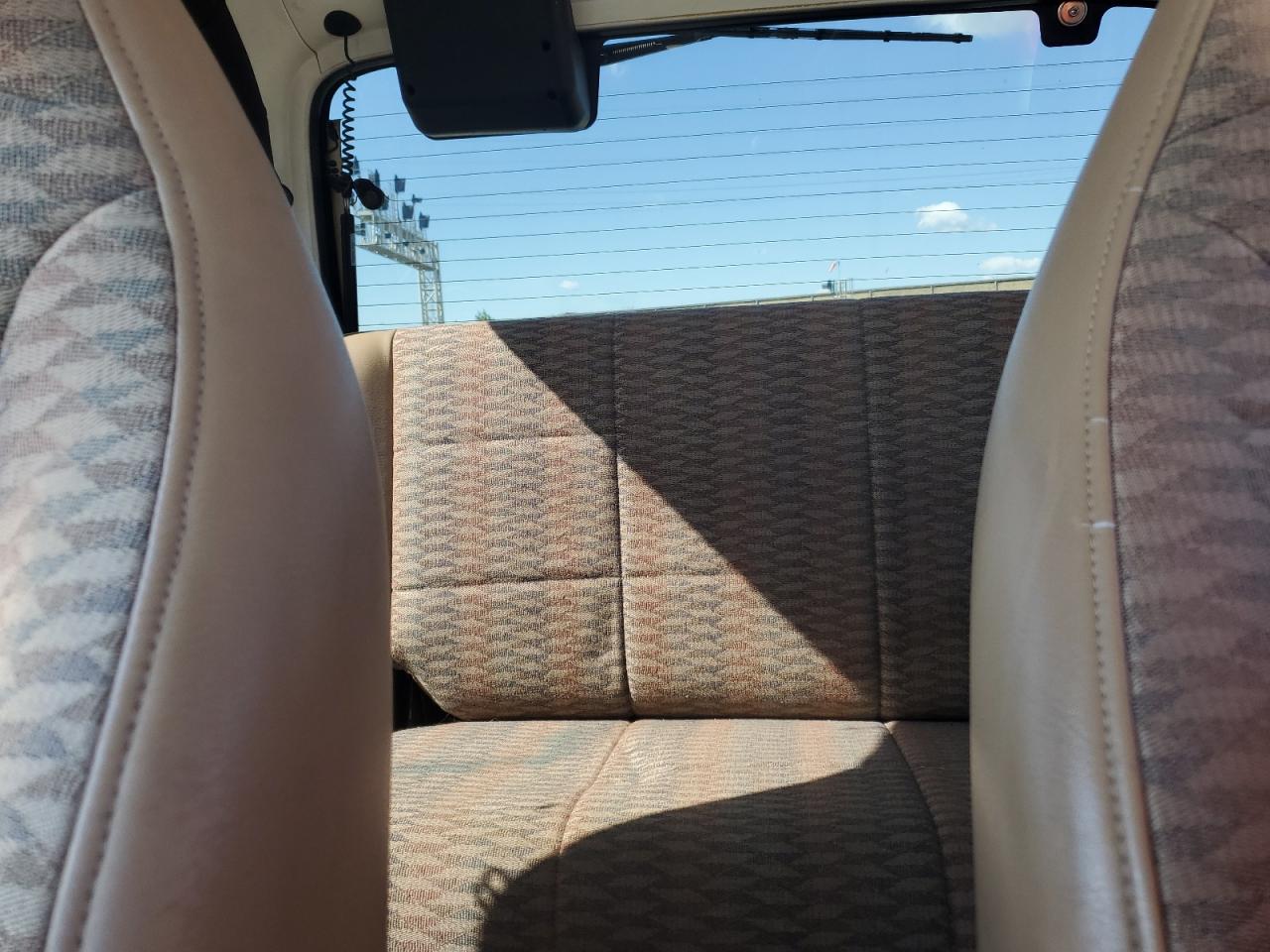 2000 Jeep Wrangler / Tj Se VIN: 1J4FA29P2YP709559 Lot: 85907175