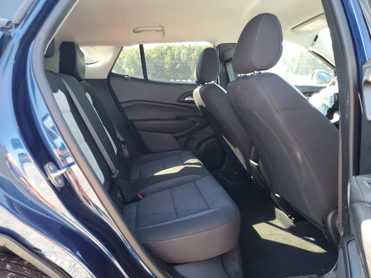 2024 Chevrolet Trax Ls VIN: KL77LFE25RC020188 Lot: 86836925