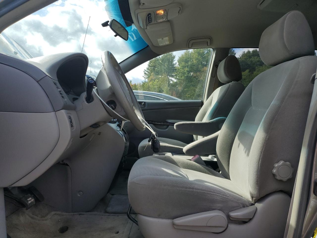 2005 Toyota Sienna Ce VIN: 5TDZA23C55S233611 Lot: 86844095