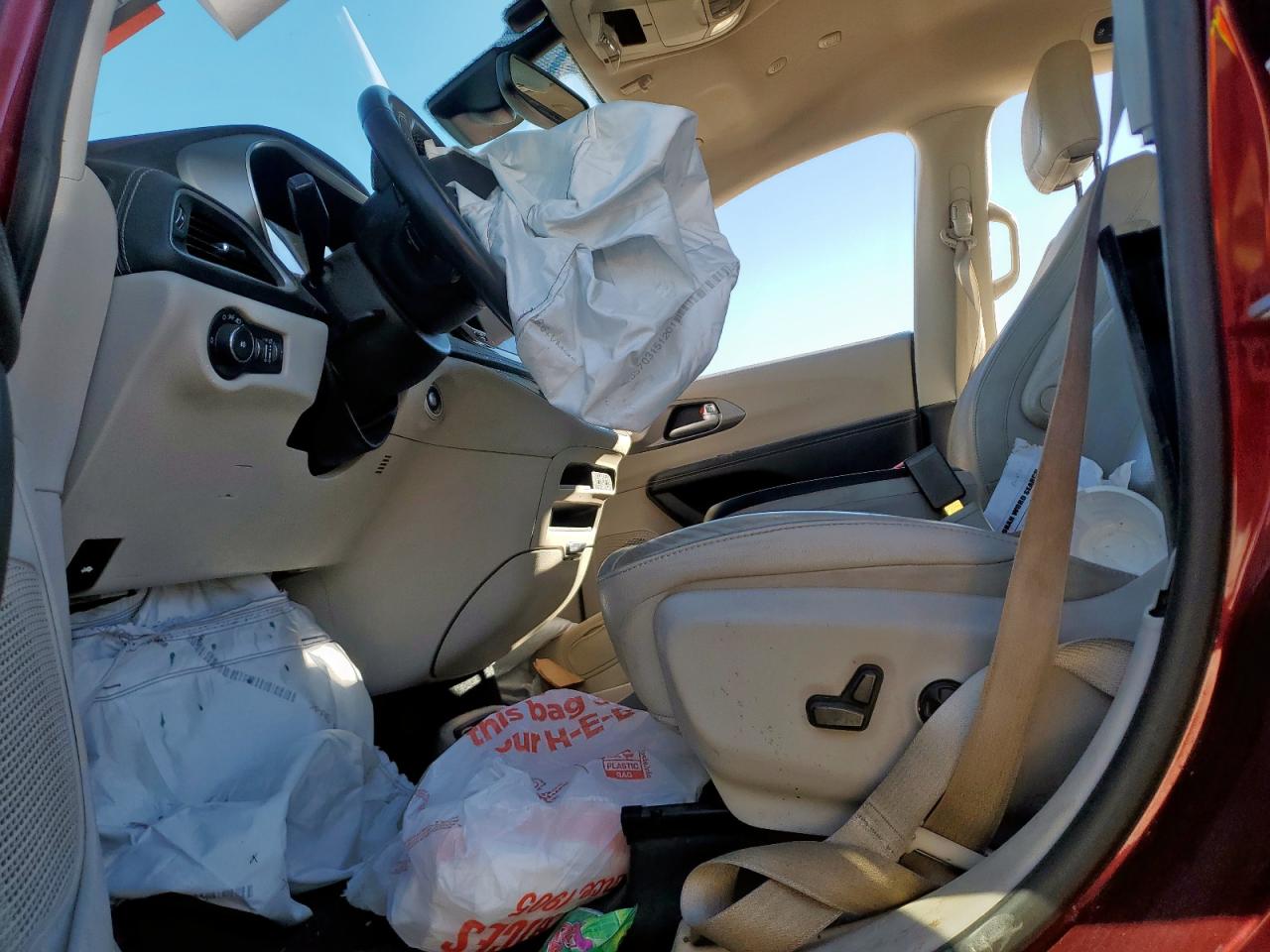 2021 Chrysler Pacifica Touring L VIN: 2C4RC1BG8MR574761 Lot: 90841345