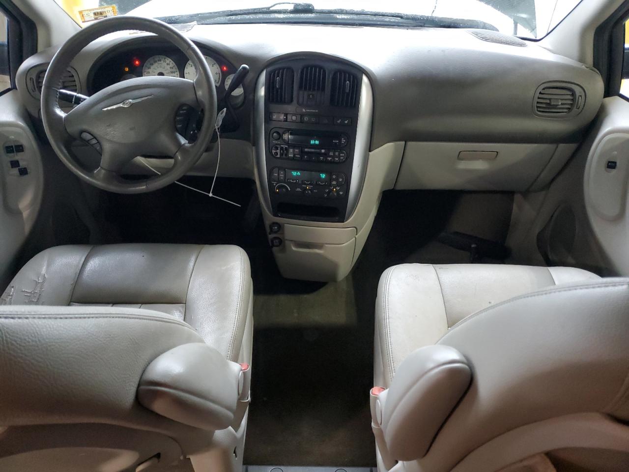 2006 Chrysler Town & Country Touring VIN: 2A8GP54L56R775638 Lot: 86518295