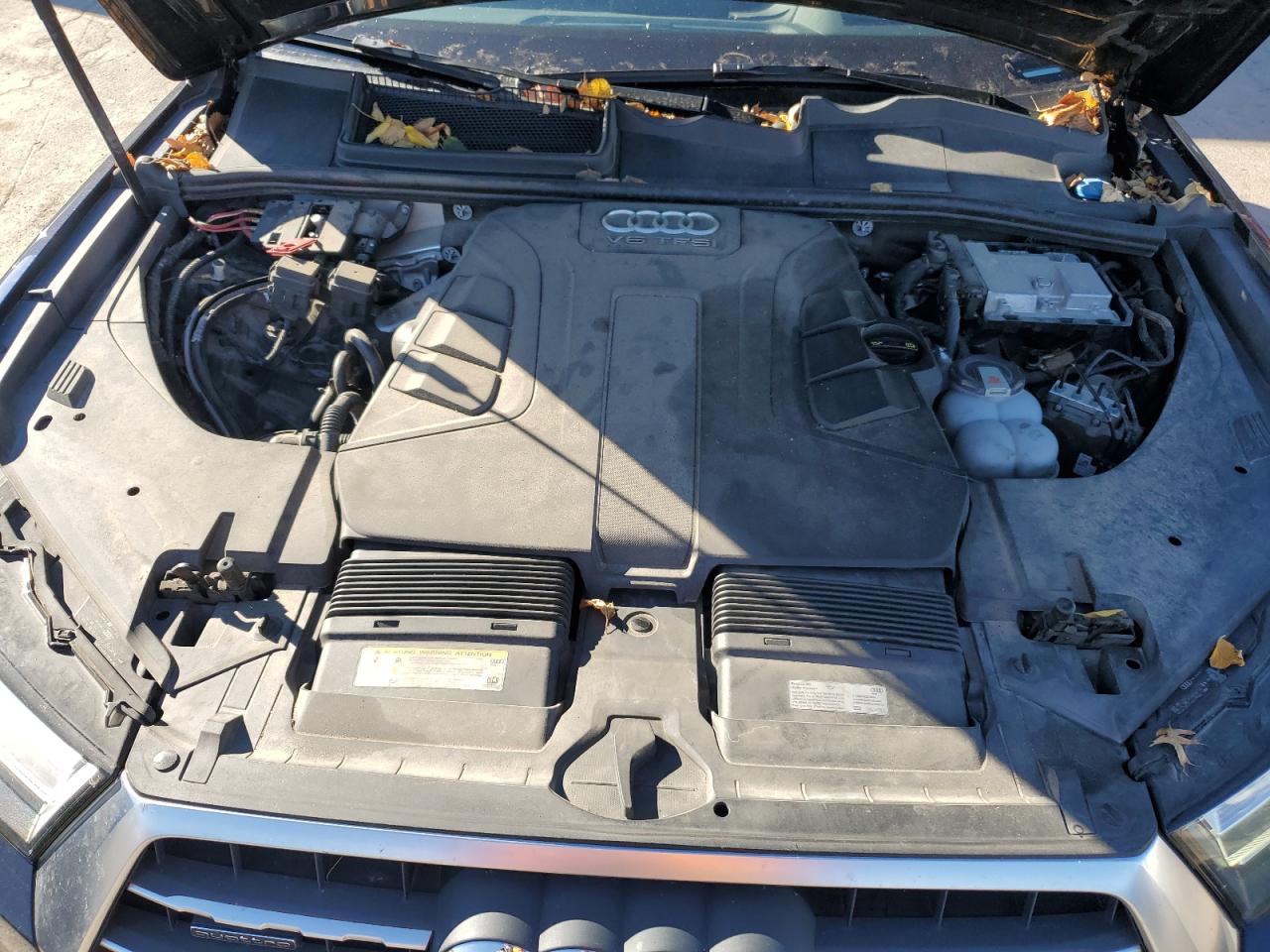 2017 Audi Q7 Prestige VIN: WA1VAAF70HD053891 Lot: 85829955