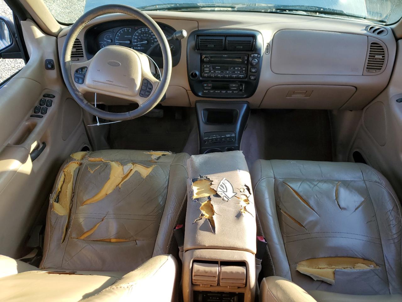 2000 Ford Explorer Eddie Bauer VIN: 1FMZU64E5YZB06659 Lot: 85009515