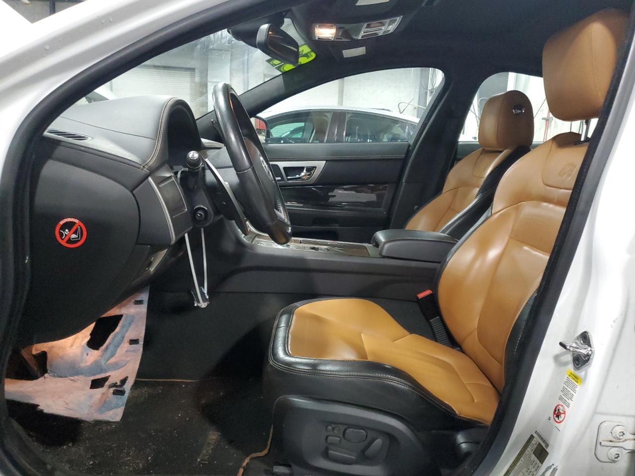 2011 Jaguar Xf R VIN: SAJWA0JC1BMS08613 Lot: 85780705