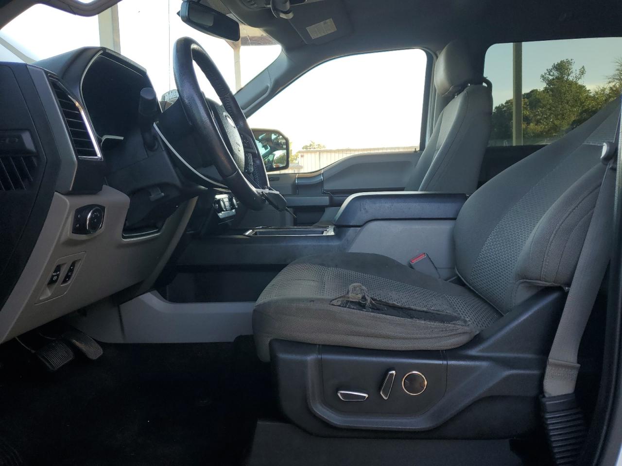 2015 Ford F150 Supercrew VIN: 1FTEW1C80FKD32027 Lot: 90043625