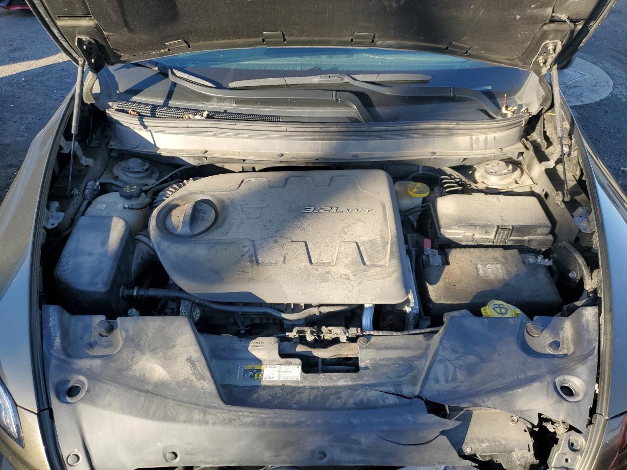 2014 Jeep Cherokee Latitude VIN: 1C4PJMCS9EW268064 Lot: 87185115