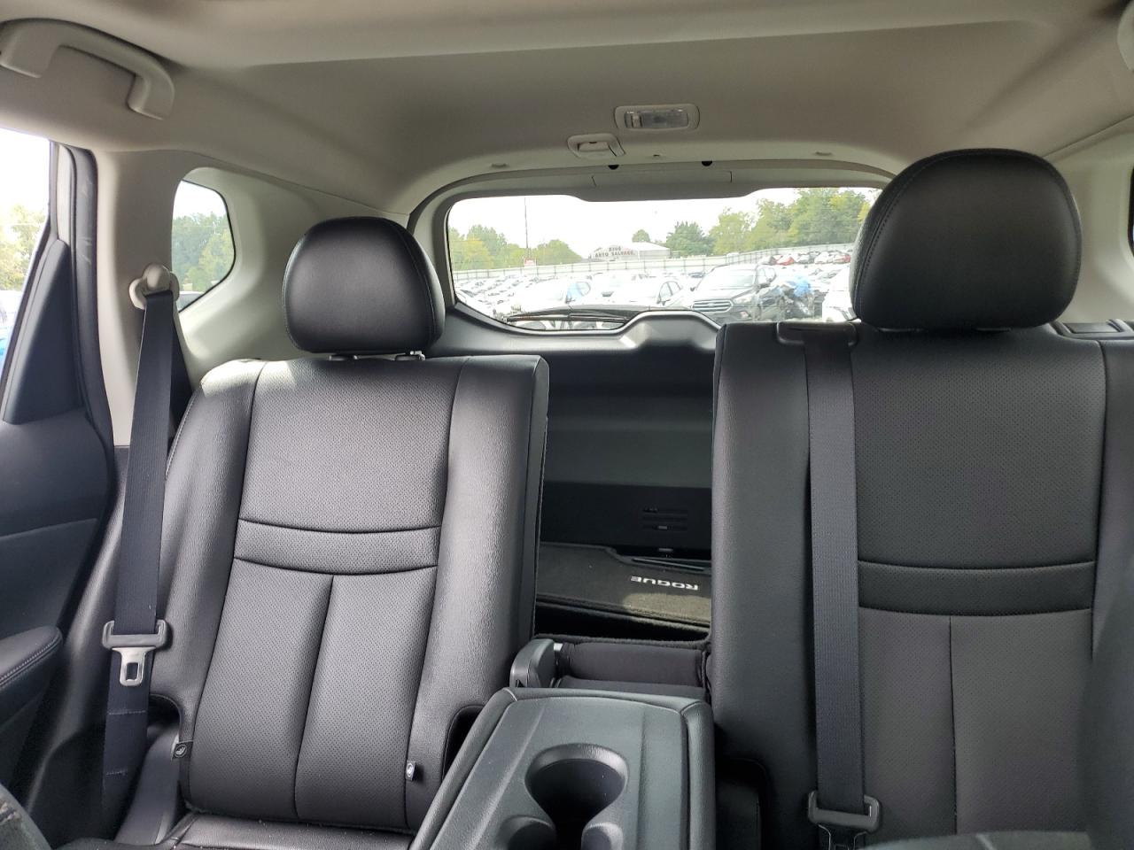 2017 Nissan Rogue Sv VIN: 5N1AT2MV0HC750002 Lot: 81990775