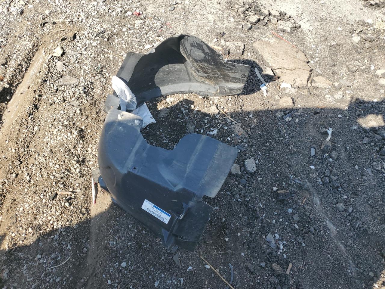 2015 Ford Focus Titanium VIN: 1FADP3J21FL363273 Lot: 85180025