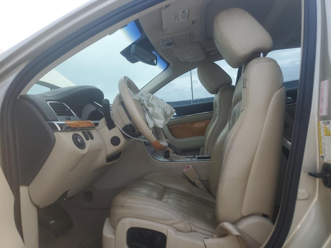 2011 Lincoln Mks VIN: 1LNHL9DR5BG608979 Lot: 85578385