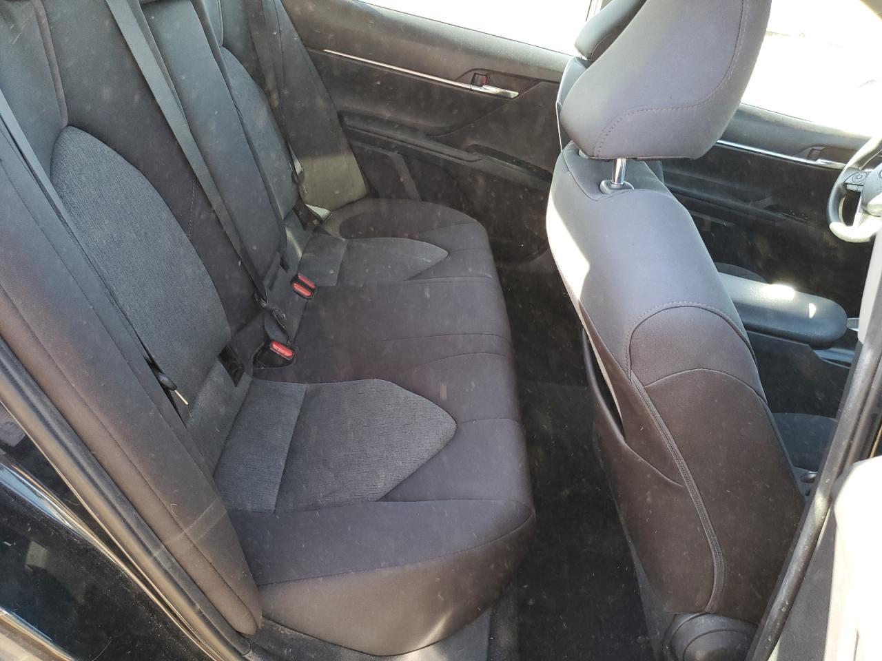 2018 Toyota Camry L VIN: 4T1B11HK8JU575809 Lot: 80482615