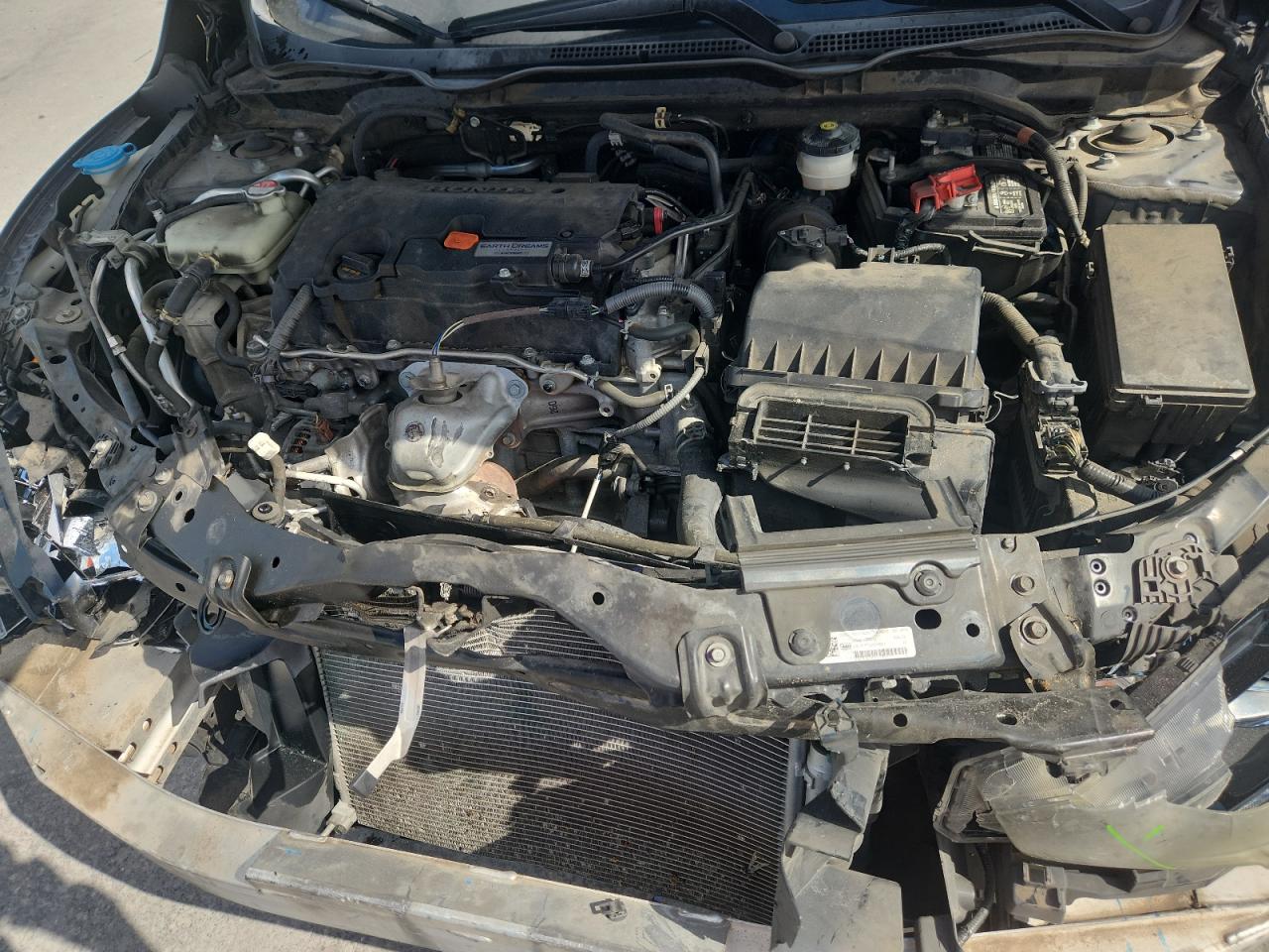 2018 Honda Civic Lx VIN: 19XFC2E57JE011216 Lot: 86103875