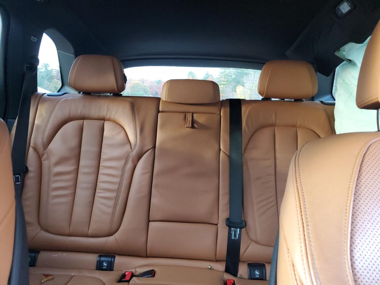 Фото: 5UXCR6C59KLL12931