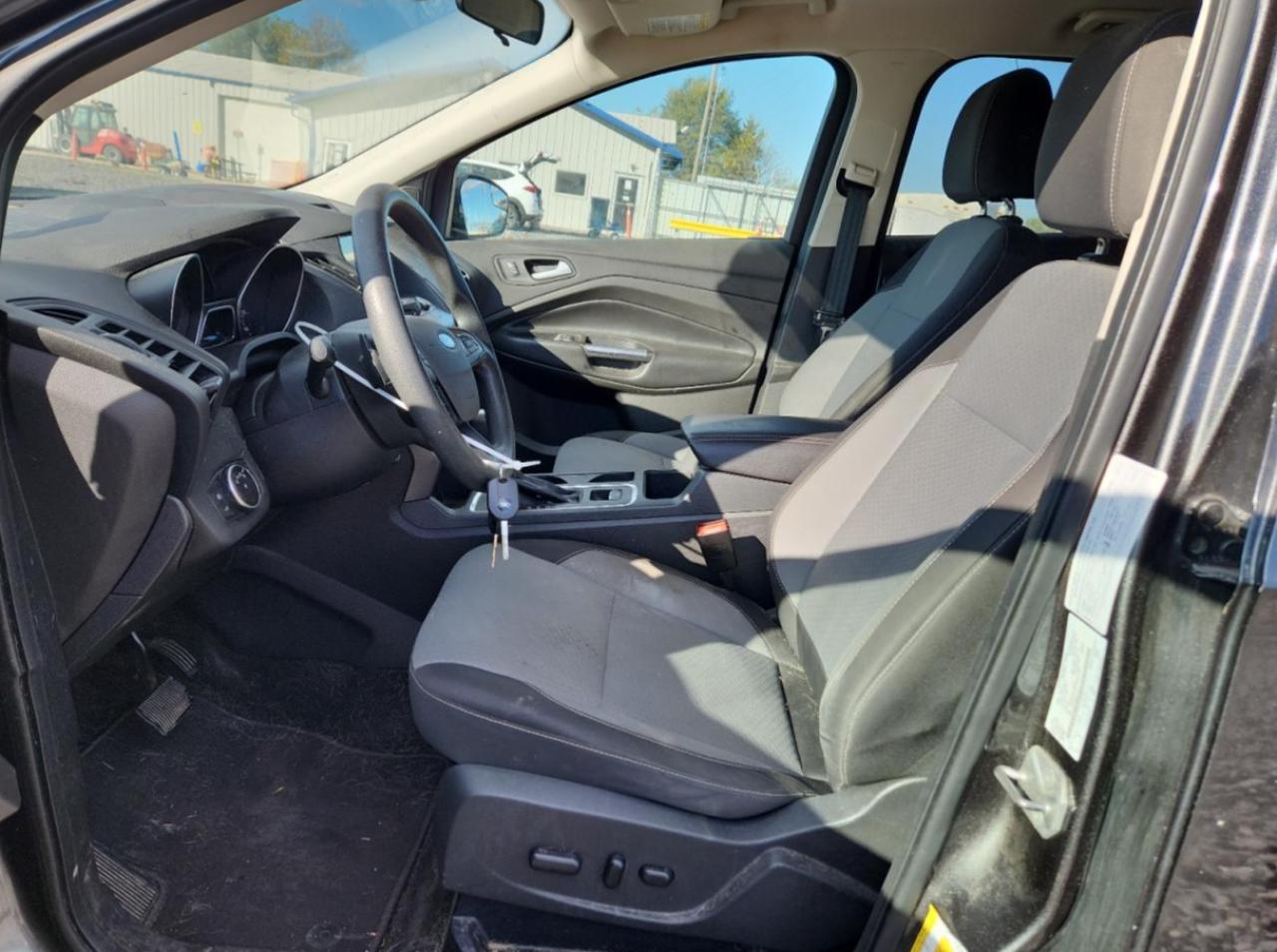 2017 Ford Escape Se VIN: 1FMCU9G91HUB32260 Lot: 87295755