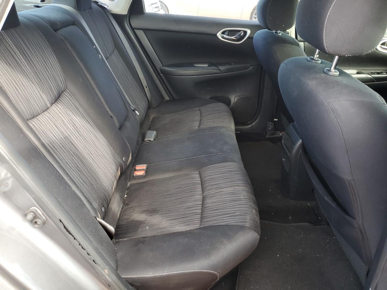 2016 Nissan Sentra S VIN: 3N1AB7AP7GL647689 Lot: 85651485