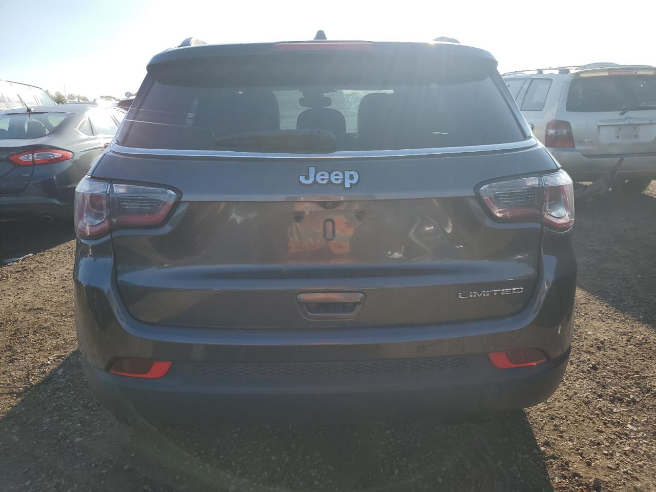 2018 Jeep Compass Limited VIN: 3C4NJCCB5JT327676 Lot: 86208305