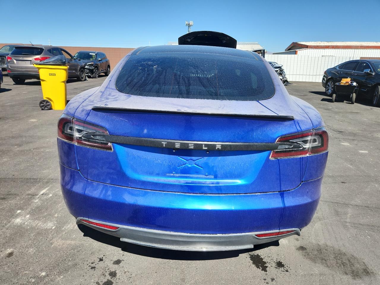 2014 Tesla Model S VIN: 5YJSA1H15EFP29337 Lot: 84061695