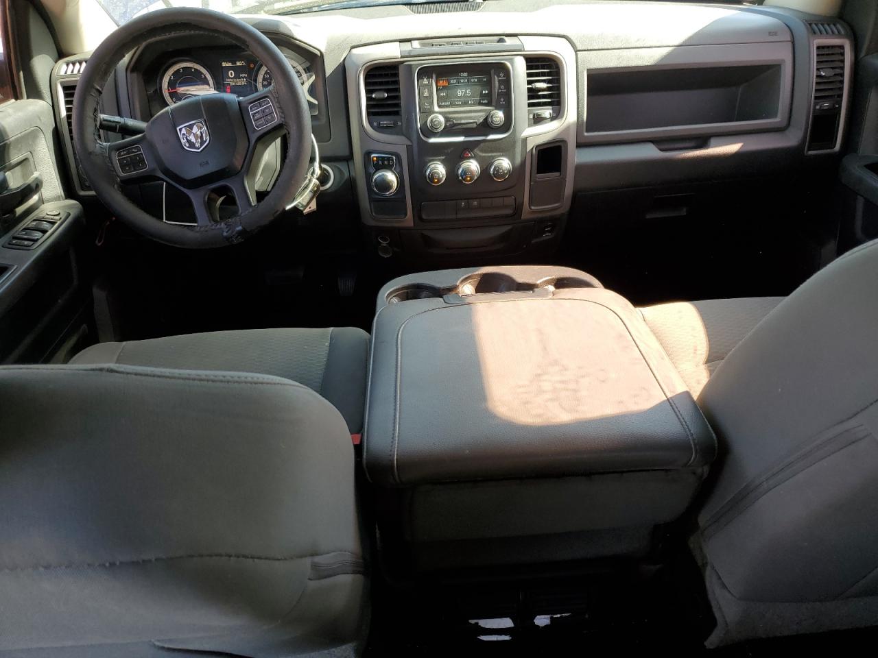 2016 Ram 1500 St VIN: 3C6RR6KT3GG150835 Lot: 89734525