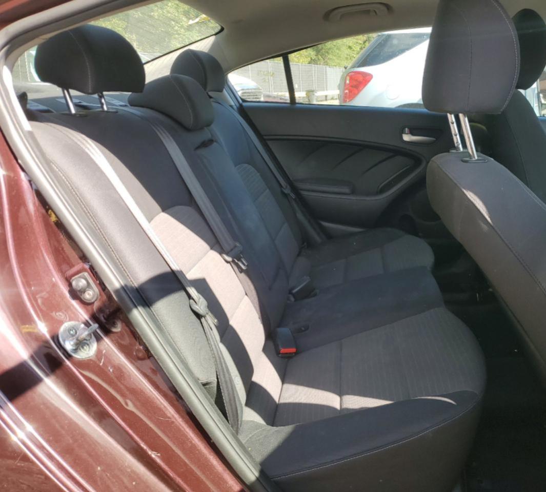 2018 Kia Forte Lx VIN: 3KPFL4A70JE171229 Lot: 84393685