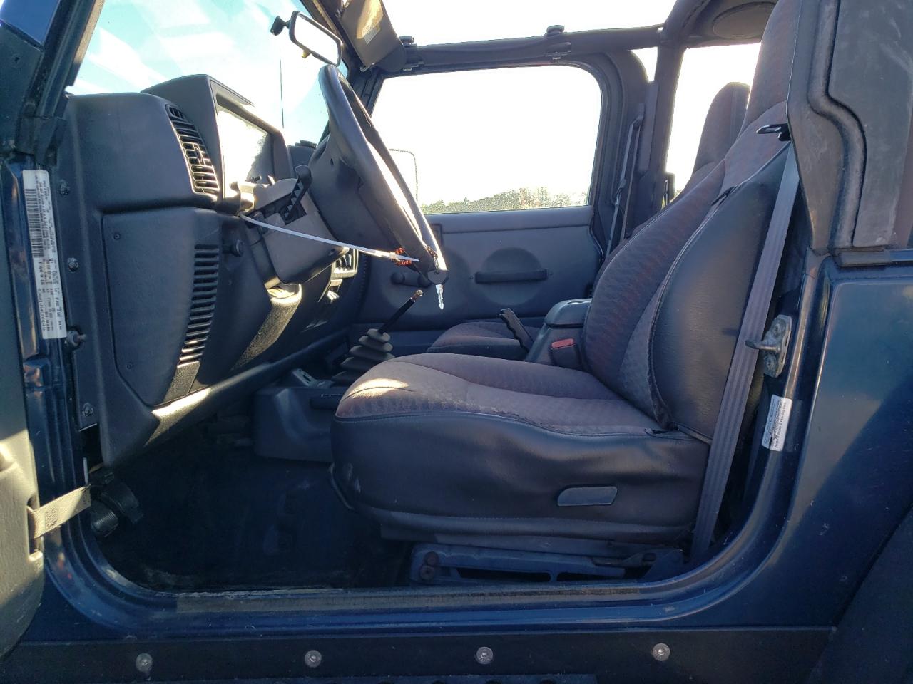2000 Jeep Wrangler / Tj Sport VIN: 1J4FA49S2YP720061 Lot: 85644025