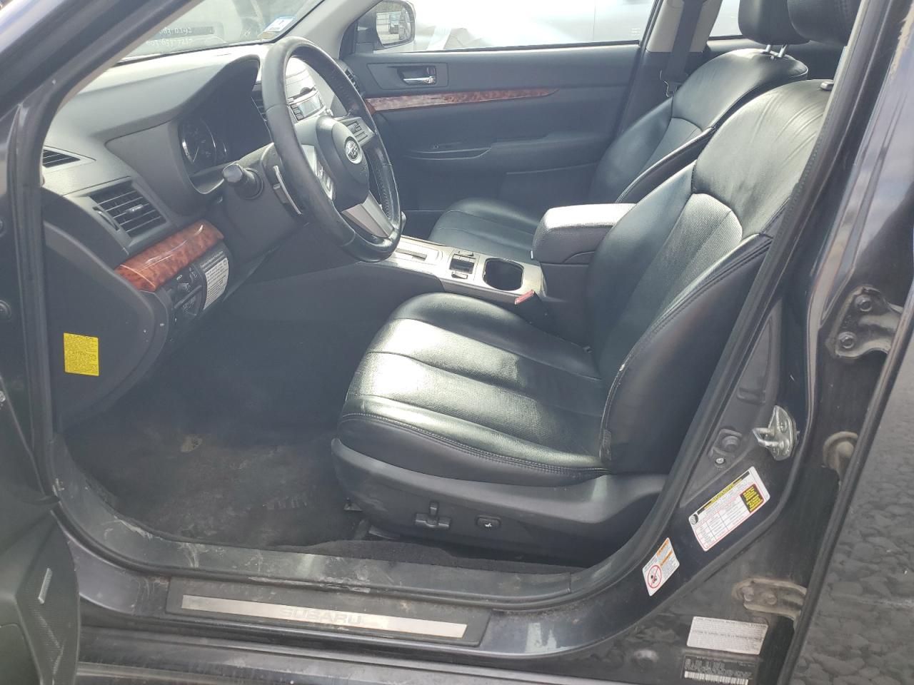 2011 Subaru Legacy 3.6R Limited VIN: 4S3BMDJ64B2245785 Lot: 82459875