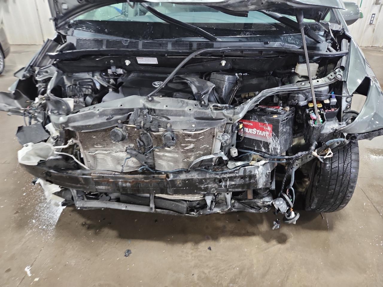 2014 Toyota Sienna Xle VIN: 5TDYK3DC9ES447000 Lot: 84944775