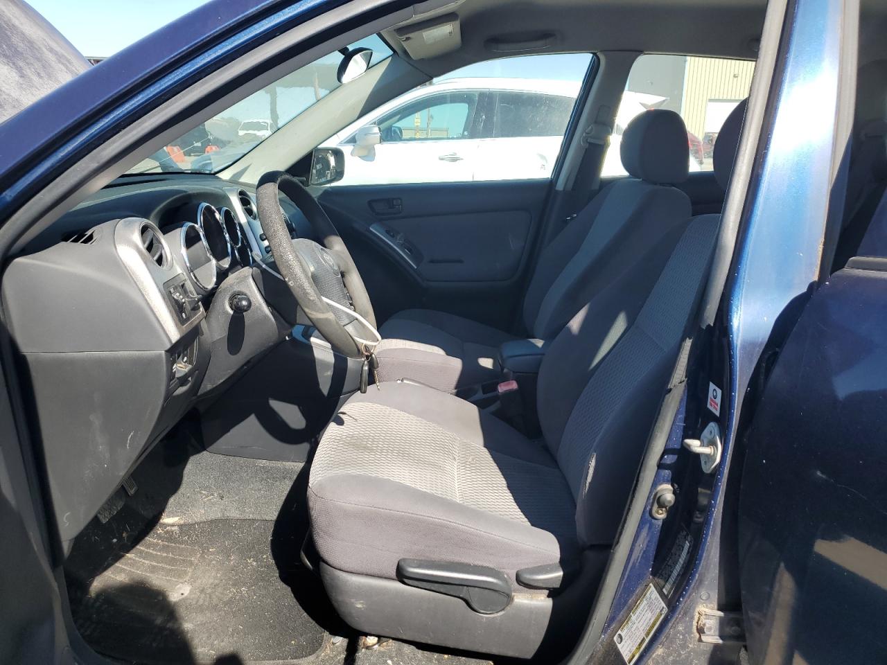 2005 Toyota Corolla Matrix Xr VIN: 2T1KR32E15C491992 Lot: 82578775