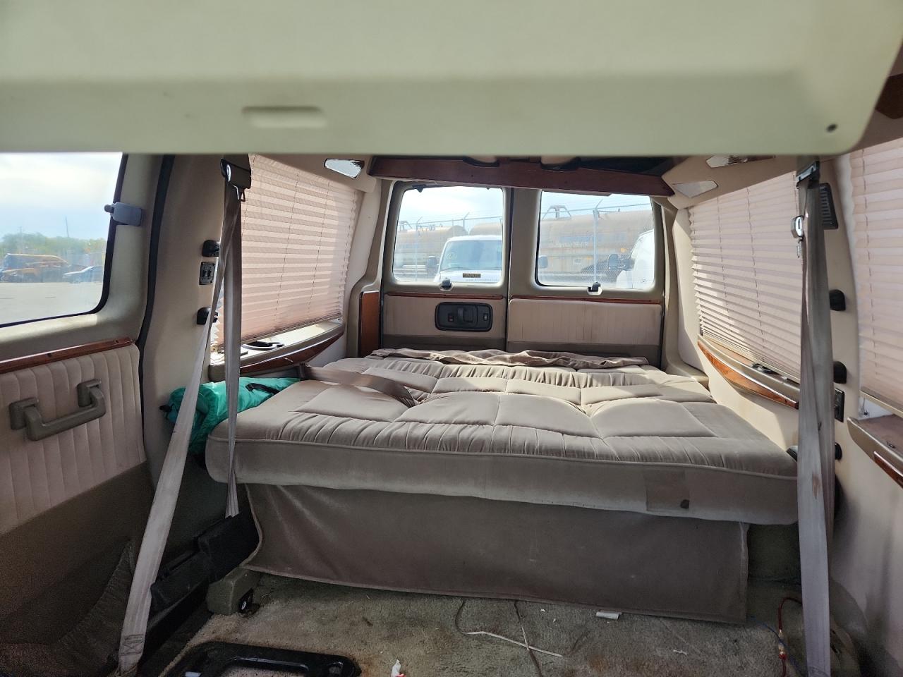 2000 Chevrolet Express G1500 VIN: 1GBFG15M4Y1200350 Lot: 90392915