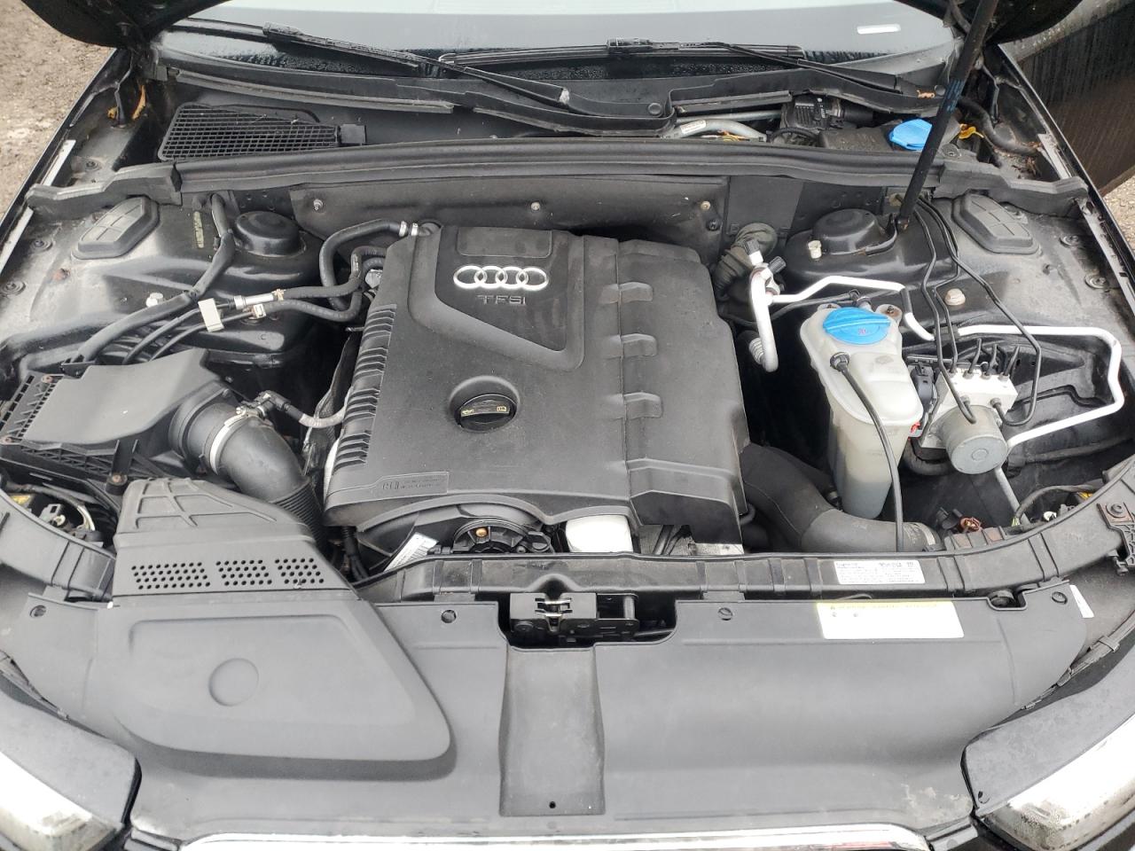 2015 Audi A4 Premium VIN: WAUBFCFL4FN027611 Lot: 85702215