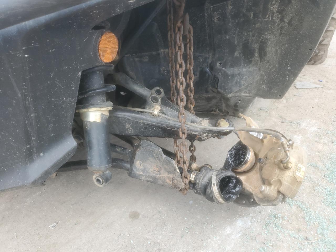 2021 Can-Am Commander Xt 1000R VIN: 3JB1RAX44MK001307 Lot: 86164135