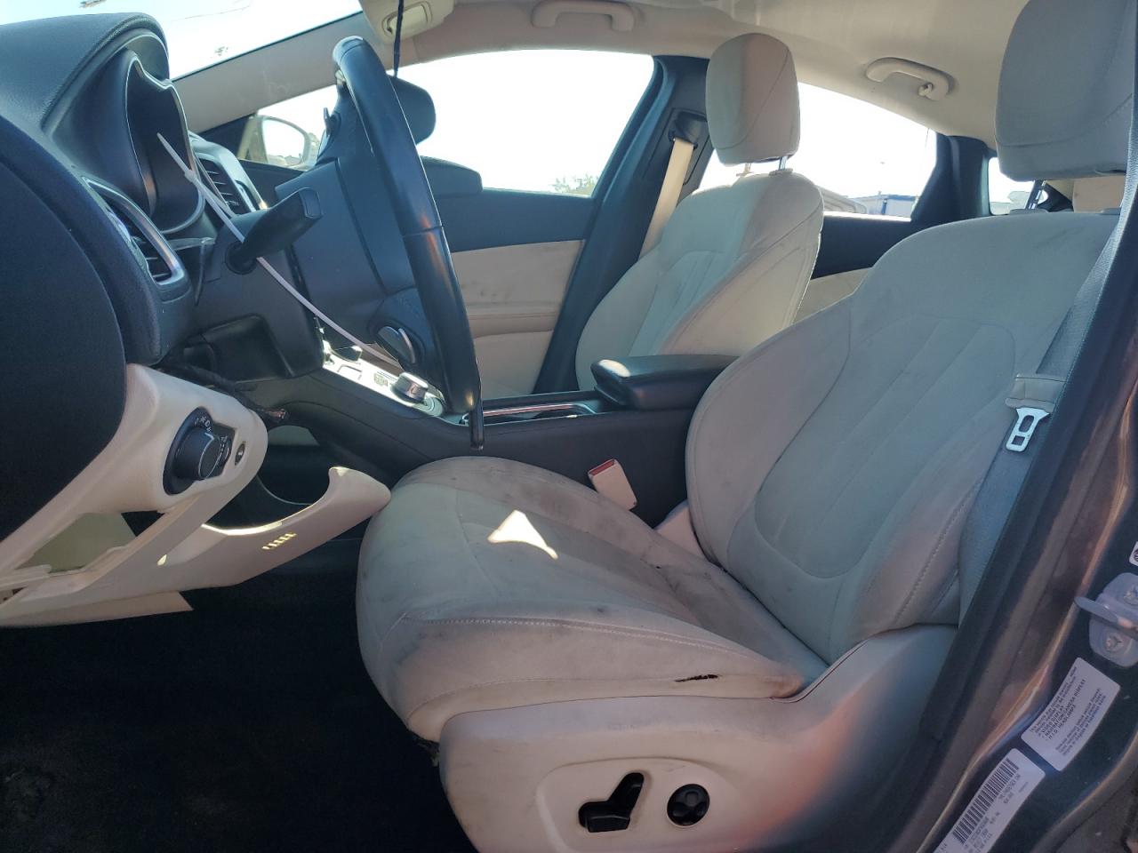 2015 Chrysler 200 Limited VIN: 1C3CCCAB3FN569608 Lot: 82464375